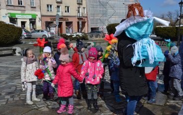 Przedszkolaki powitały dziś wiosnę