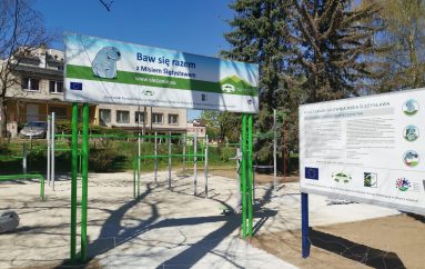 Prace przy budowie placu zabaw, siłowni i street Workout