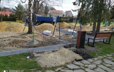 PRACE PRZY PLACU ZABAW PRZY UL. STRZELCÓW W SOBÓTCE
