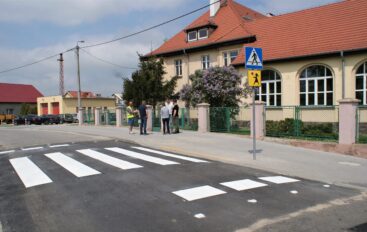 Program Bezpieczna Droga  – zakończenie budowy chodnika w Rogowie Sobóckim