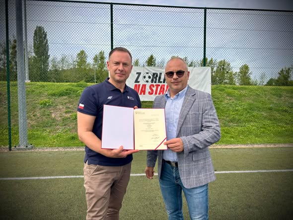 470 000 zł na modernizację Orlika w Sobótce!